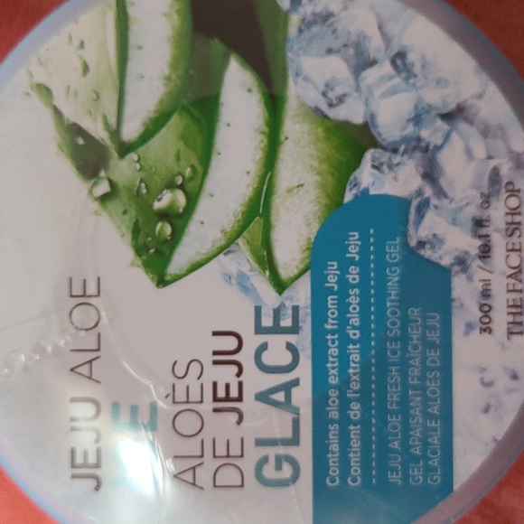 Avon Other - AVON Jeju Aloe Fresh Ice Soothing Gel